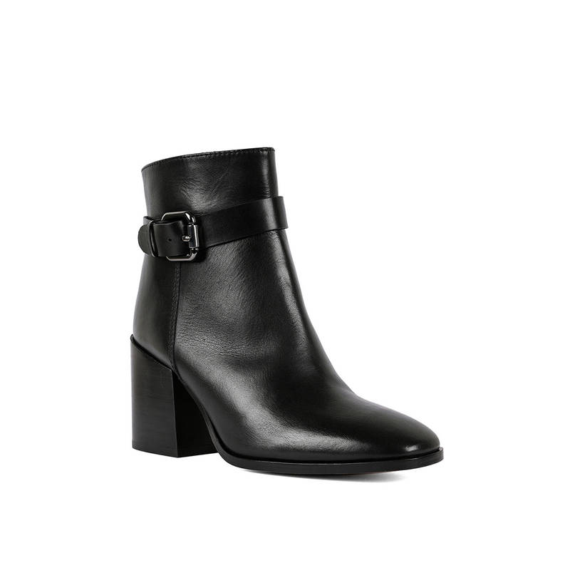 Vanilla Moon Black Solid Plain Chelsea Boots (EURO 38)