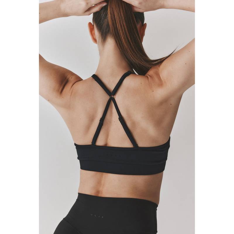 H&M Women Black Medium Support Seamless Sports Bra With Drymove (L)