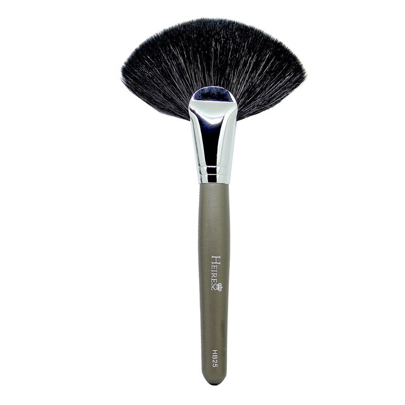 Heiress Beauty Jumbo Fan Brush