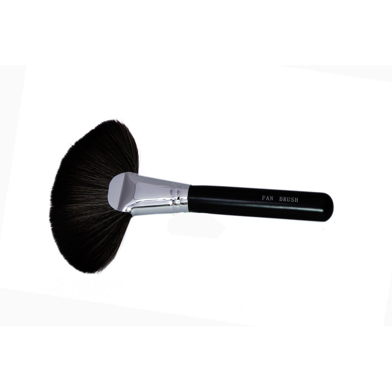 Inchis Fan Brush