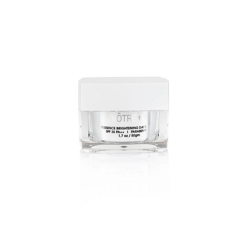 Votre White Essence Brightening Day Moisturiser SPF 35 PA++