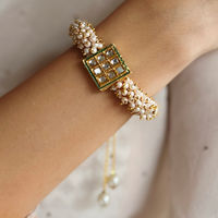 Azai Jewellery by Nykaa Fashion Gold Kundan and Pearl Chain Bracelet