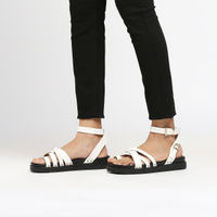 nykaa fashion sandals