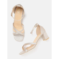 Footwear Buy Heels Shoes More Online In India At Best Price Nykaa See more ideas about fashion shoes, shoes, me too shoes. buy heels shoes more online in india