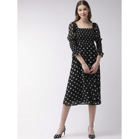 Clothing Buy Dresses Tops More Online In India At Best Price Nykaa Nykaa purchases products directly from manufacturers and stores it in their warehouses in new delhi. clothing buy dresses tops more