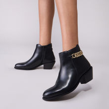 Twenty Dresses by Nykaa Fashion Black Solid Chain Link Ankle Winter Boots