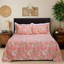 Shahenaz Dahlia Garden Peach Cotton Luxury Bedsheet with 2 Pillow Covers (Queen)