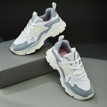 Campus LIGHTING White Women Sneakers