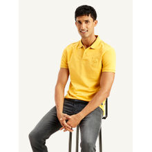 Levi's Yellow Solid Slim Fit Polo T-Shirt
