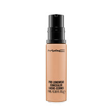 M.A.C Pro Longwear Concealer - NW35