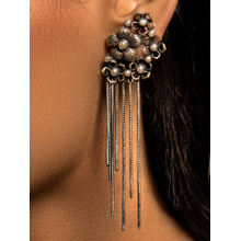Shaya by CaratLane Silver Amrita S Earrings