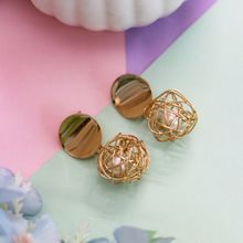 Ishhaara Gold Nest Pearl Earring