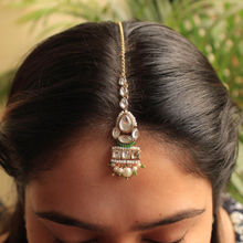 BeAbhika Divine Kundan Mangtika