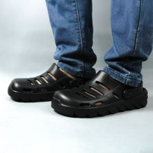 NoStrain Mens Black Waterproof Street Clogs