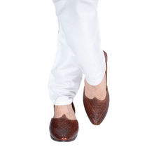 Korakari Mens Ethnic Royale Elite Jutti Pointed Toe Brown