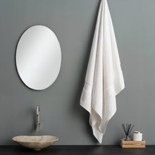 Ddecor Live Beautiful White Cotton 500 GSM Bath Towel - Pack of 1