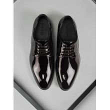 Mochi Men Maroon Glossy Formal Derbies