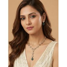 PAYA VELVET TRAIL - Kundan and Crystal Drop Necklace Set - Green