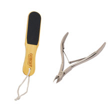 Gorgio Professional Foot Scrubber With Cuticle Nipper Combo (GPCA0012) (colour/shape may vary)