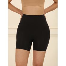 Underneat Black Nylon Solid Shapwear Shorts