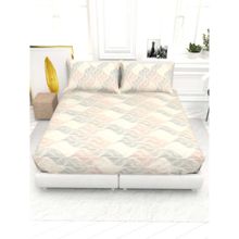 the White Moss Cider Printed Microfiber Bedsheet & 2 Pillow Covers (Queen)