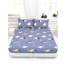 the White Moss Cider Printed Microfiber Bedsheet & 2 Pillow Covers (Queen)