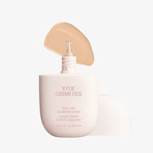 Kylie Cosmetics Skin Tint Blurring Elixir Foundation