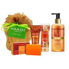 Vaadi Herbals Luxurious Saffron - Skin Whitening Set