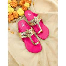 The Madras Trunk Women Kolhapuri in Gold