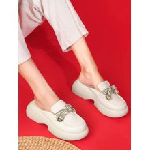 Ronnie Grey Women Off White Solid Bow Mules