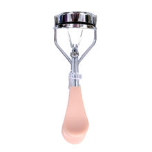 Rhe Cosmetics Professional Eyelash Curler For Turning Headup Girl - Baby Pink