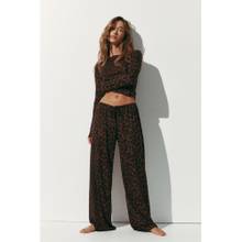 H&M Women Brown Ribbed pyjamas and Top