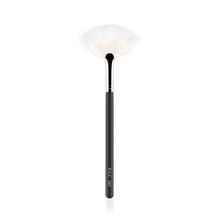 PAC Highlighter Brush - 045