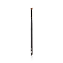 PAC Eyeliner Brush 372 - Fine Tip Angled Eyeliner Brush, Suitable for Winged Liners or Filling Brows