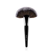 PAC Fan Brush - 243