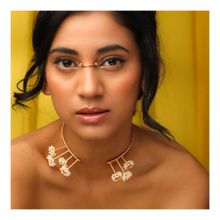 Suhani Pittie Pearl Bunch Staggered Choker