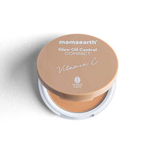 Mamaearth Glow Oil Control Compact SPF 30 With Vitamin C & Turmeric