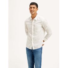 Levi's White Men's Solid Slim Fit Shirt