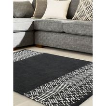 Sashaa World Woven Black and White Rug