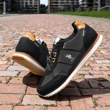 U.S. POLO ASSN. Mens HUTTON Black Jogger Sneakers