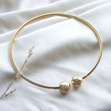 UPAKARNA Chunky Sleek Choker