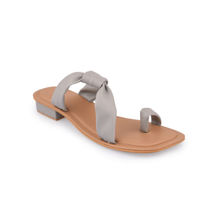 EK_agga Solid Grey Flats