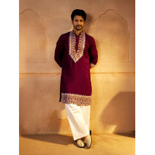 Vastramay Maroon Chanderi Regular Full Sleeves Kurta With Pant