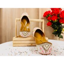 SassyHeer Paakizah Grey Embellished Juttis