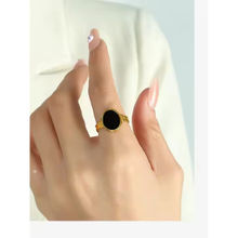ZAISHA Black Oval Onyx 18K Gold Plated Ring