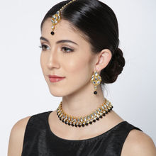 Karatcart Gold-Plated Handcrafted Kundan & Black Beads Studded Choker Necklace Set