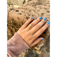 ANUSHKA JAIN JEWELLERY 925 V Shaped Ring Gold