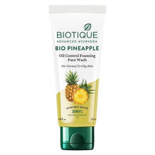 Biotique Bio Pineapple Oil Control Foaming Face Wash