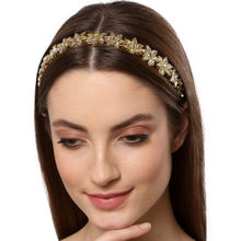 Karatcart Flower Shape Gold Plated Kundan Studded Hairband for Women