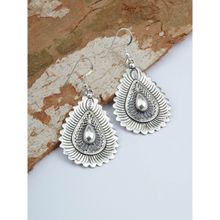 Neeta Boochra Leaf Design In This Earring Are Beautifully Handcrafted In Silver